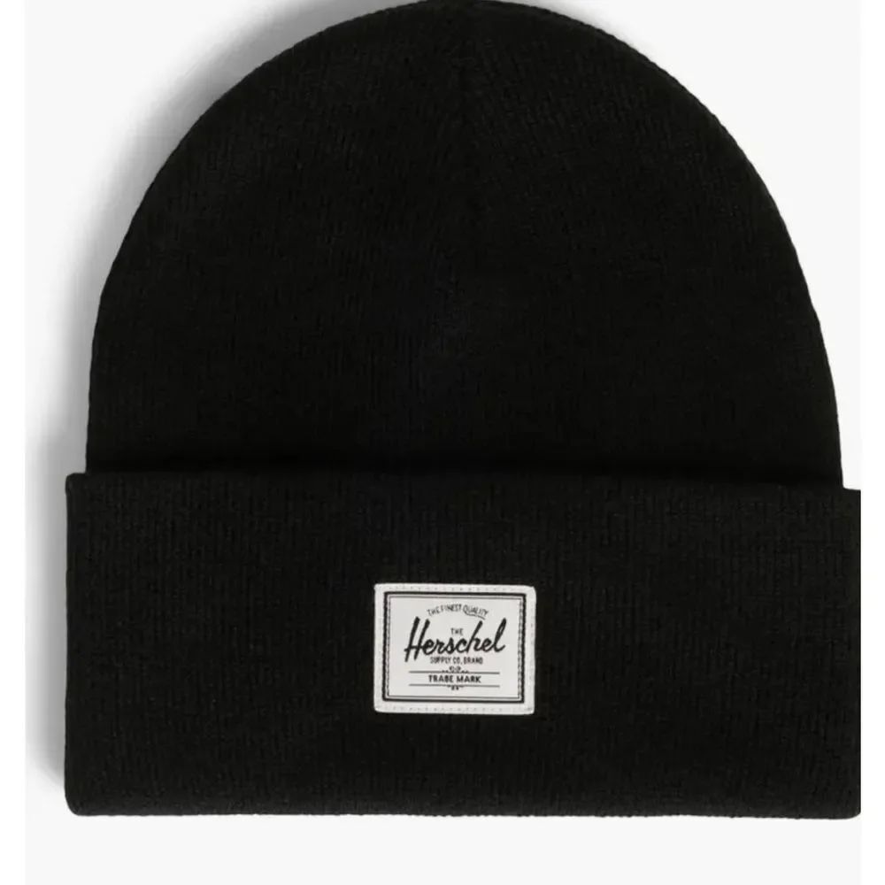 Herschel Supply Co. 
Elmer Shallow Beanie